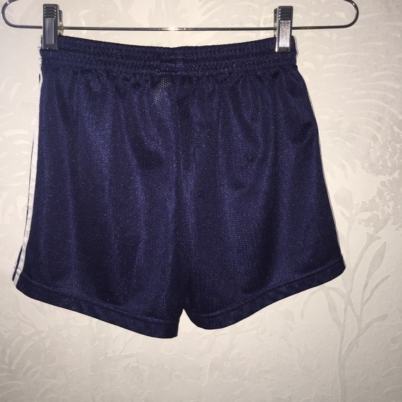 VINTAGE, Kid’s ADIDAS: Classic Shorts - Picture 4 of 4
